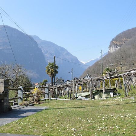 Rustico Pult Villa Someo Exterior photo