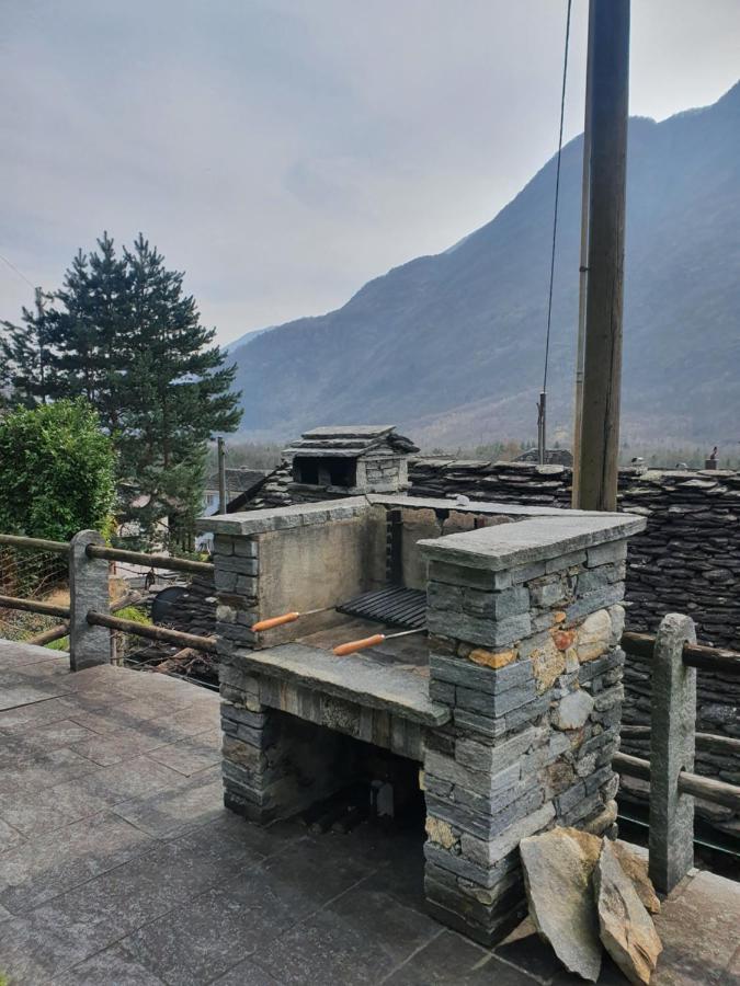 Rustico Pult Villa Someo Exterior photo