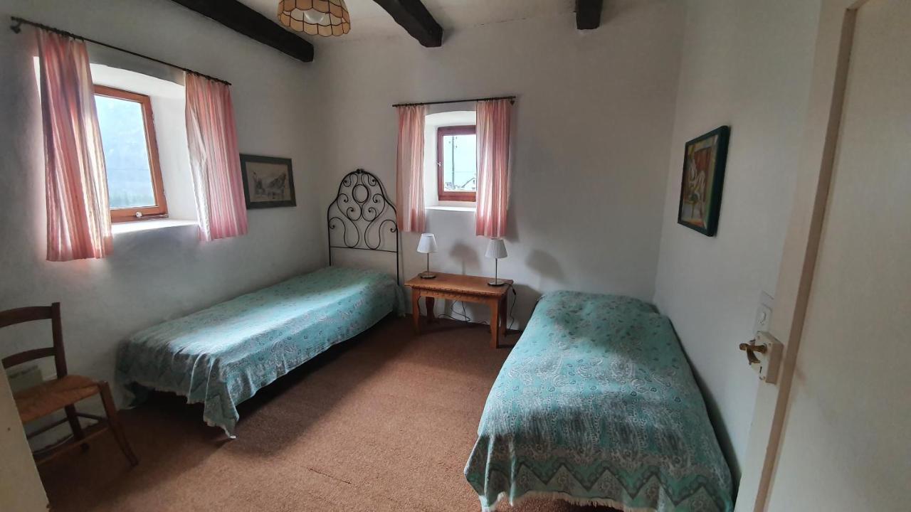 Rustico Pult Villa Someo Exterior photo